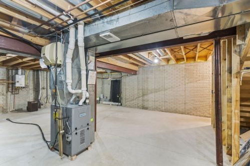 8219 57 Ave, Kenosha WI 53142-4728 exterior