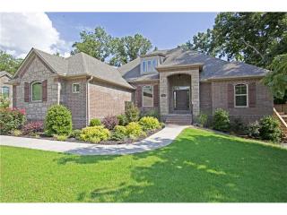 304 Tall Oaks Ave, Bentonville, AR 72712-4489