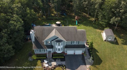 9 Maxim Ct, Jackson Twp NJ 08527-3893 exterior