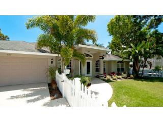 307 26th St, Bradenton, FL 34205-4923