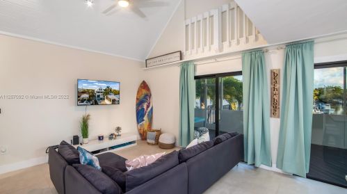 3 Eagle Dr, Key Largo FL  33037-3006 exterior