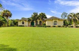 10640 154th Rd, Jupiter, FL 33478-6832