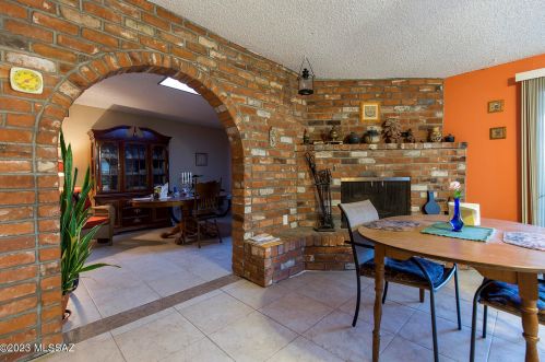 960 Evelyn Ave, Tucson AZ  85710-2641 exterior