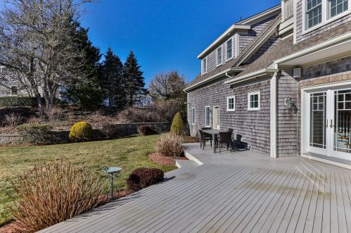 230 Skyline Dr, Chatham MA  02633-1720 exterior