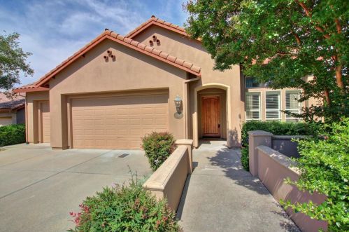 1000 Souza Dr, Folsom CA  95762-7550 exterior