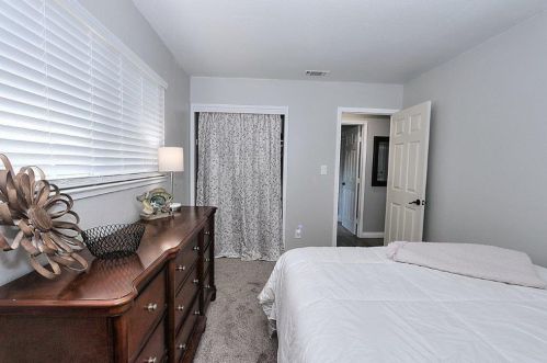 6990 Brayton Ave, Citrus Heights CA  95621-6409 exterior