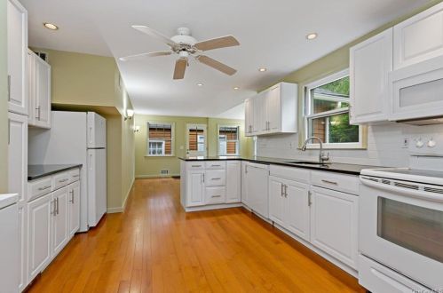 2751 Quaker Church Rd, Yorktown Hgts NY  10598-3346 exterior