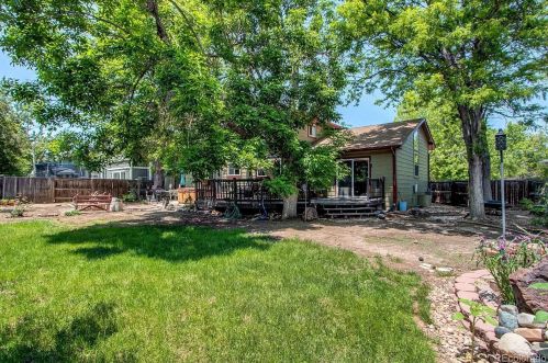 16034 Loyola Dr, Denver CO 80013-3315 exterior