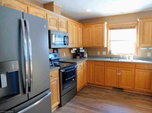12185 39th Ave, Becker, MN 55308-4594