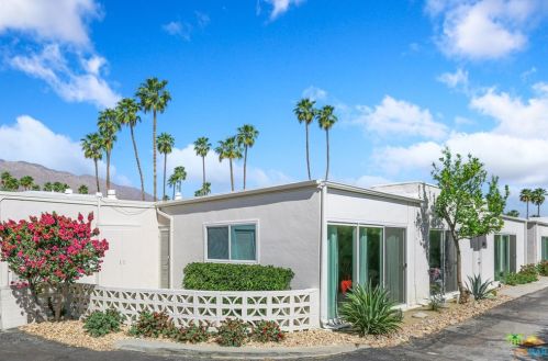 1840 Sandcliff Rd, Palm Springs CA  92264-4844 exterior