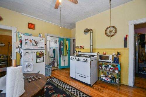 91 Southgate St, Worcester MA  01603-2846 exterior