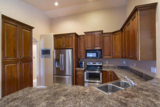7933 Ross Ave, Peoria, AZ 85382-5434