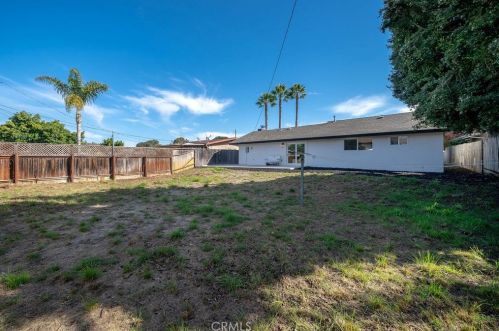 450 Pecan St, Pismo Beach CA  93420-3816 exterior