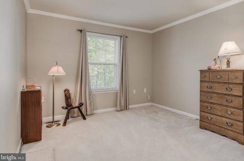 26 Colonel Miles Ct, Harpers Ferry WV  25425-3109 exterior
