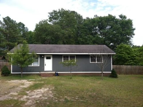 1498 Eastview Dr, Aberdeen, NC 28315-3223