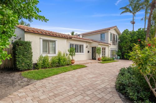 225 Almeria Rd, West Palm Beach, FL 33405-1203
