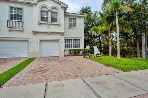 7020 Ambrosia Ln, Naples, FL 34119-9647