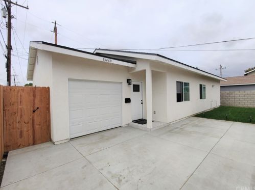 13465 Mitchell Ave, Garden Grove, CA 92843-2527