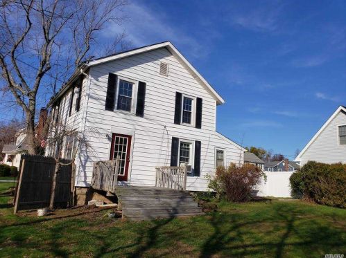 69 Lou Ave, San Remo, NY 11754-1520
