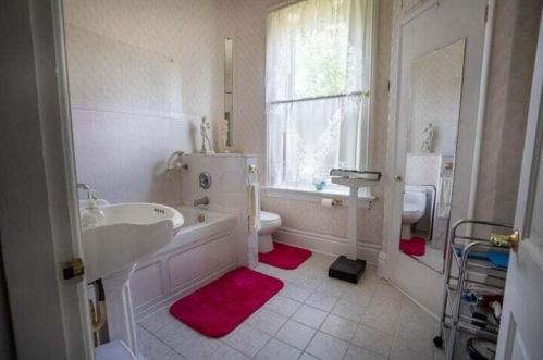 1571 Dyer Rd, Darbydale OH  43123-9738 exterior