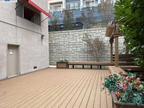 5230 Coronado Ave, Oakland CA 94618-1005 exterior