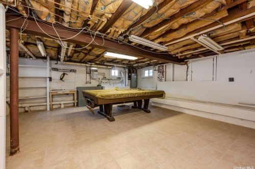 145 Ctr Ave, East Rockaway NY  11518-1002 exterior