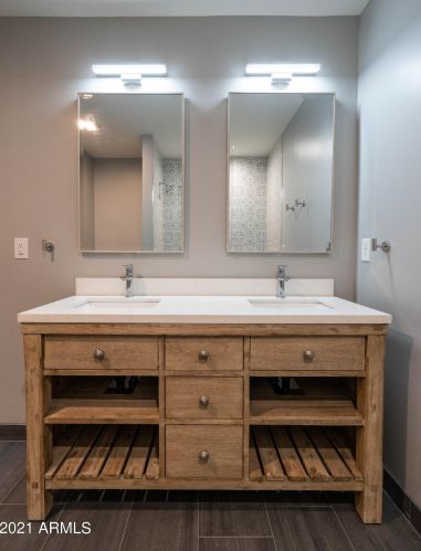 6803 15 St, Phoenix AZ 85040-2321 exterior