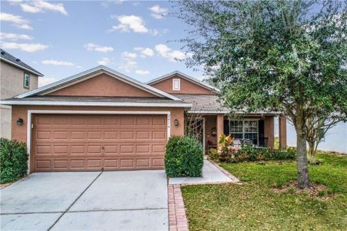 2416 Martins Run, Tavares, FL 32778-5104