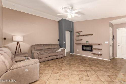 4238 Coolbrooke Dr, Tucson, AZ 85756-3082