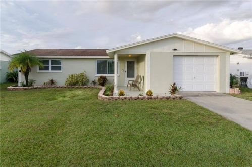 3909 Darlington Rd, Tarpon Springs, FL 34691-3431