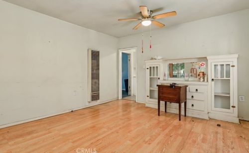 1071 Rialto Ave, San Bernardino CA  92408-1221 exterior