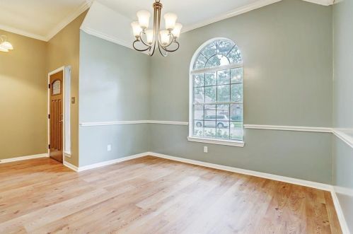 902 Norfolk Dr, Pearland TX  77584-3014 exterior