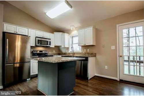 12903 Verrey Ct, Spotsylvania VA  22551-8009 exterior