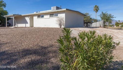 8409 Mary Dr, Tucson AZ  85730-2038 exterior