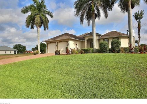 2911 14th Ter, Cape Coral, FL 33993-4836