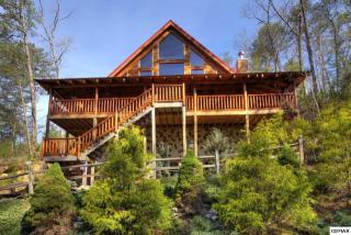 1008 Powdermill Rd, Gatlinburg, TN 37738-5502