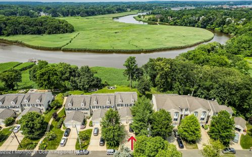 15 Chapin Ave, Tinton Falls, NJ 07701-1415