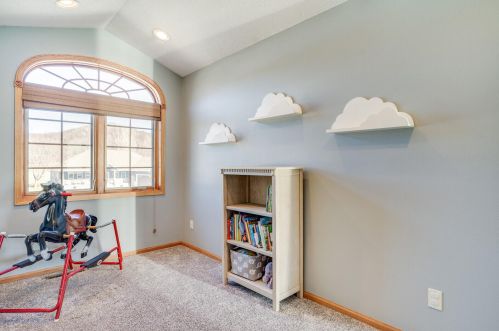 5230 Creekside Pl, La Crosse WI  54601-2296 exterior