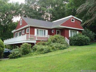 123 Golf Course Rd, Shandaken, NY 12480-5508