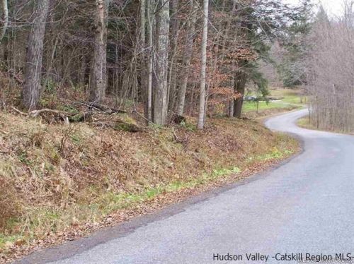 621 Searles Rd, Margaretville, NY 12455-3025