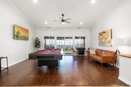 40107 Calle Breve, Temecula CA  92592-8692 exterior