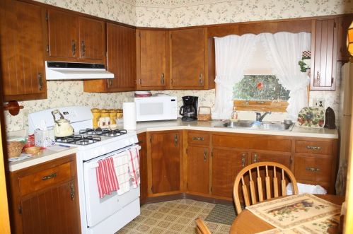1128 Leslie Rd, Meadville, PA 16335-8069