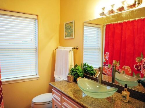 2409 33 St, Galveston TX 77550-7620 exterior