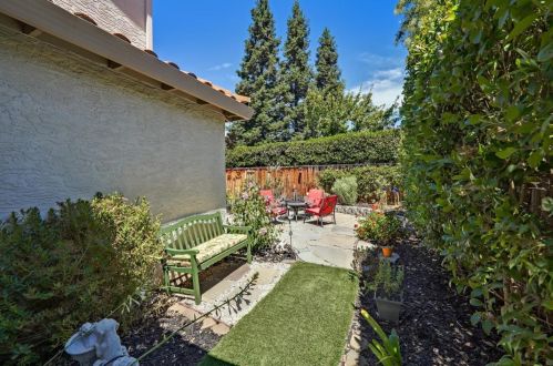 17092 Tassajara Cir, Morgan Hill CA  95037-7016 exterior