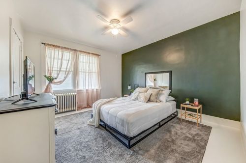 1027 Bernadine Ave, Ambridge PA  15003-1622 exterior