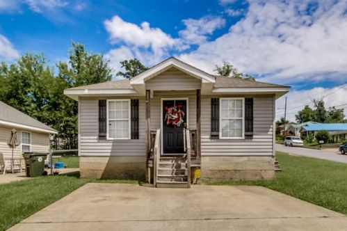 331 24th Ave, Tuscaloosa, AL 35404-3131