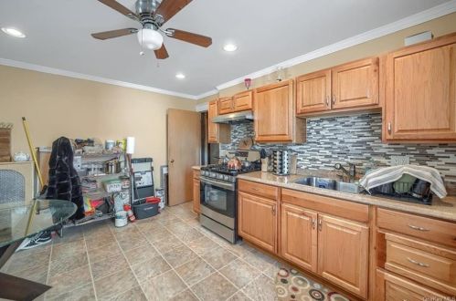 318 Summit Ave, Mount Vernon NY  10552-3004 exterior