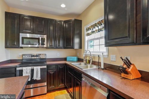 10099 Lindale Ave, Upton PA  17225-8373 exterior