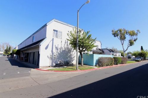 13934 Parkway Dr, Garden Grove, CA 92843-3633