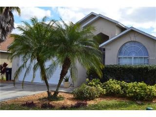 7028 Carna Ct, Orlando, FL 32807-6194